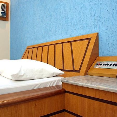 Motel Passport Guaratinguetá Kültér fotó