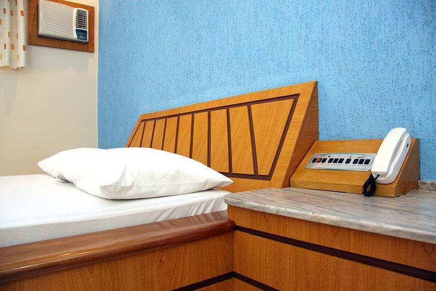 Motel Passport Guaratinguetá Kültér fotó